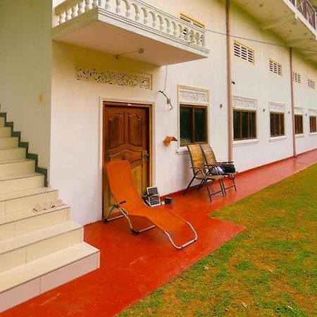 Skywalker Guest House เวลิกามา ภายนอก รูปภาพ