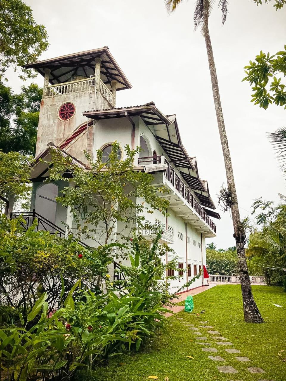 Skywalker Guest House เวลิกามา ภายนอก รูปภาพ